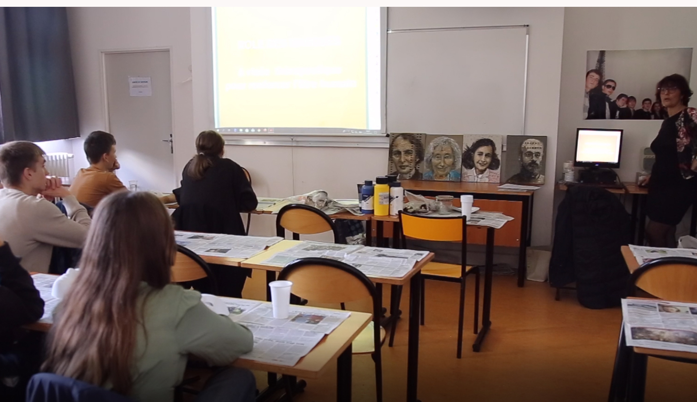 2022-2023. Strasbourg. Lycée Pontonniers, en seconde russophone. Atelier masques 